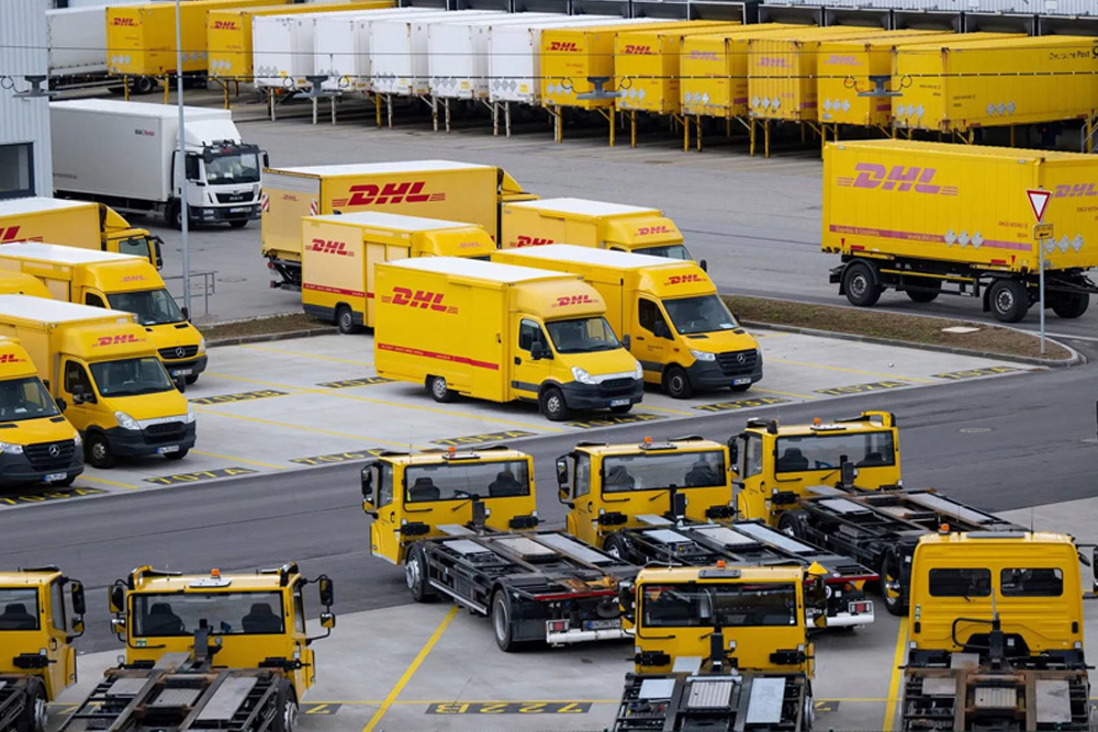 Xây dựng hạ tầng và vận chuyển hàng hóa logistics