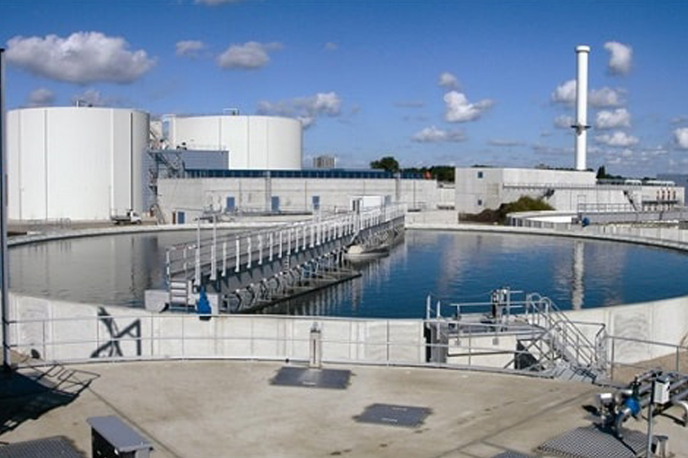 Nhà máy nước sạch